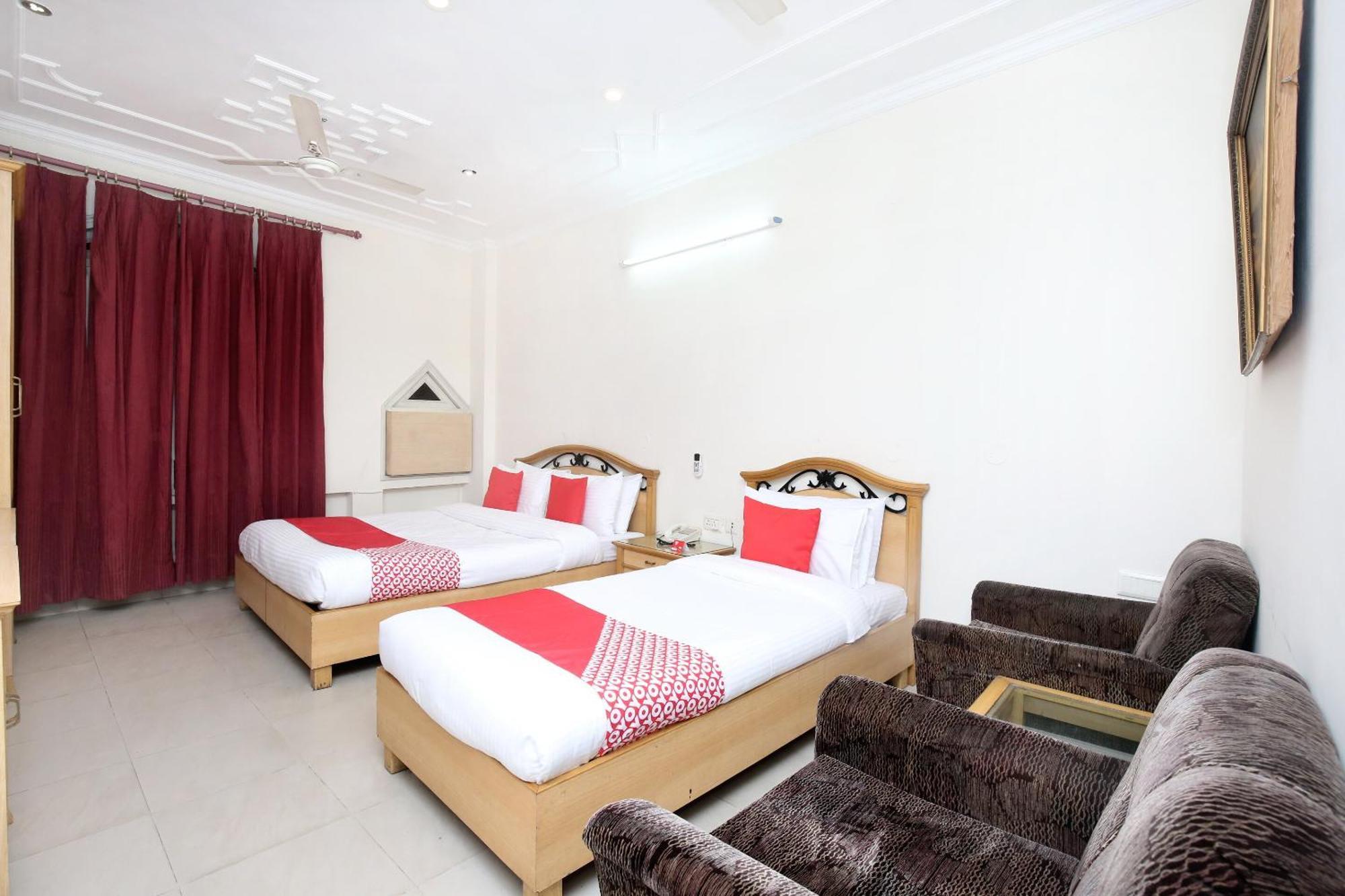 Hotel O Le Bon Ton 卢迪亚纳 外观 照片