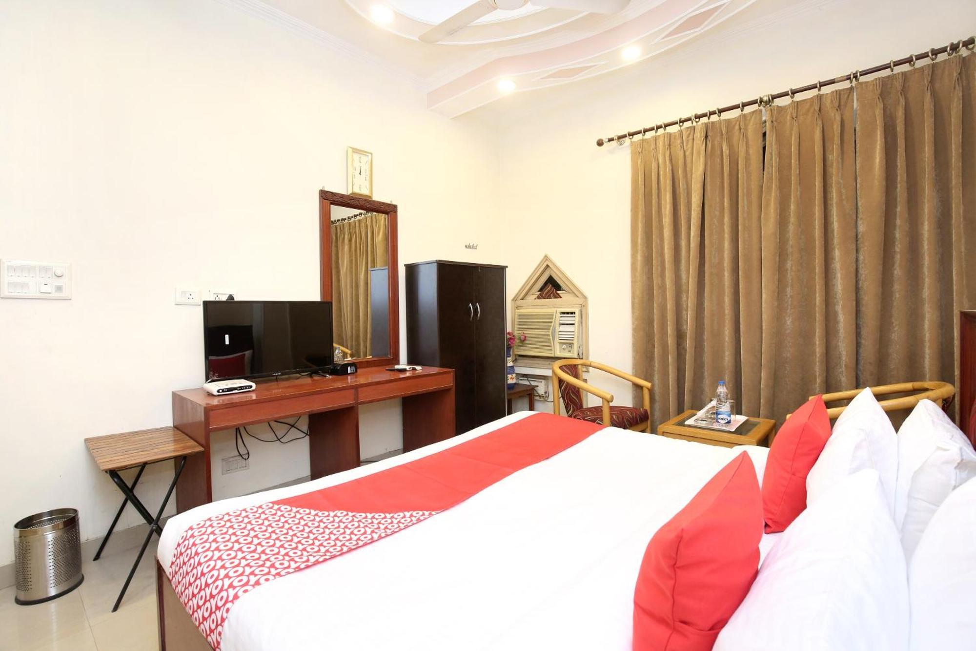 Hotel O Le Bon Ton 卢迪亚纳 外观 照片